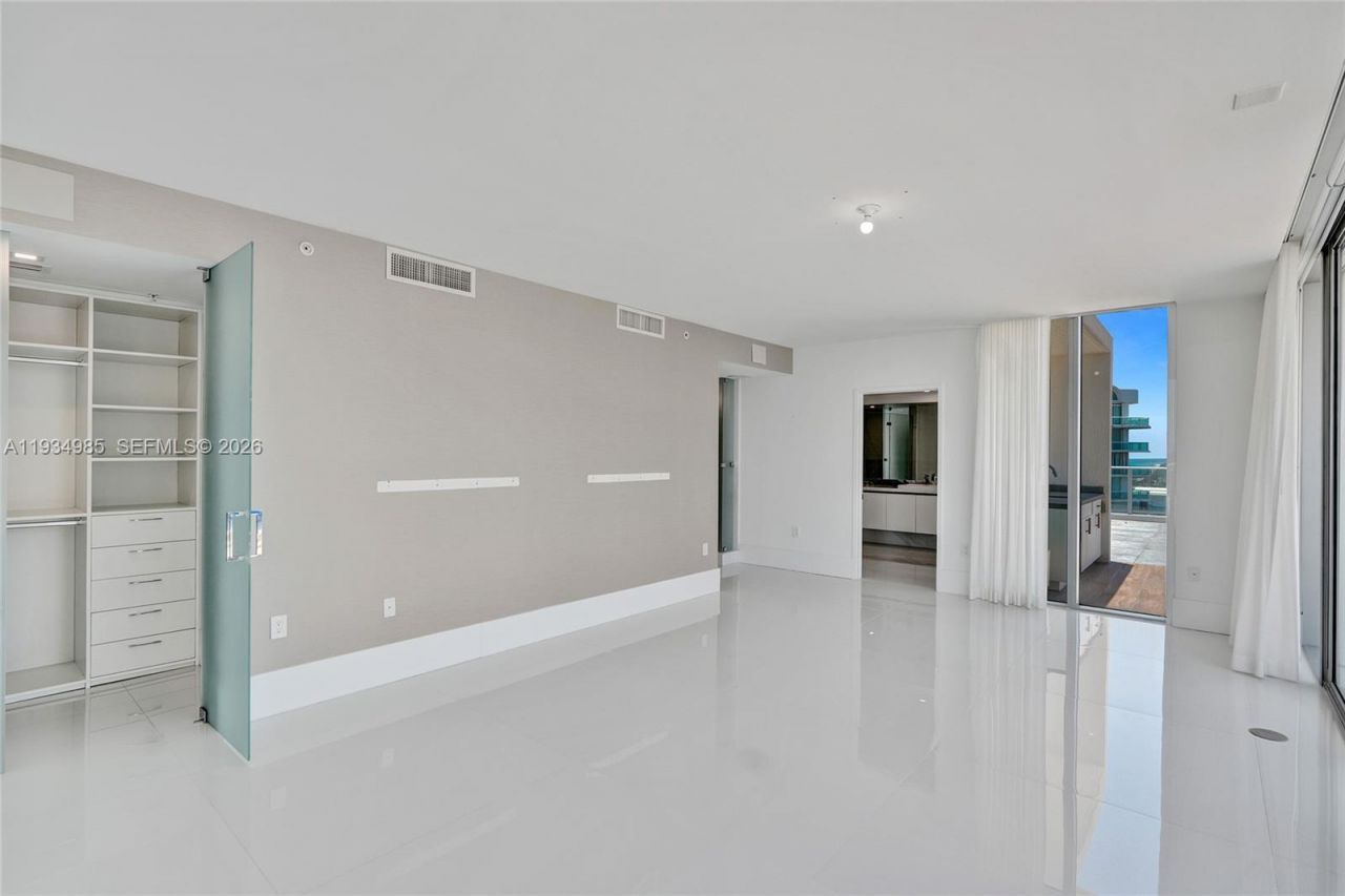 300 Sunny Isles Blvd, Unit 4-TS-04, Sunny Isles Beach, FL 33160 Photo