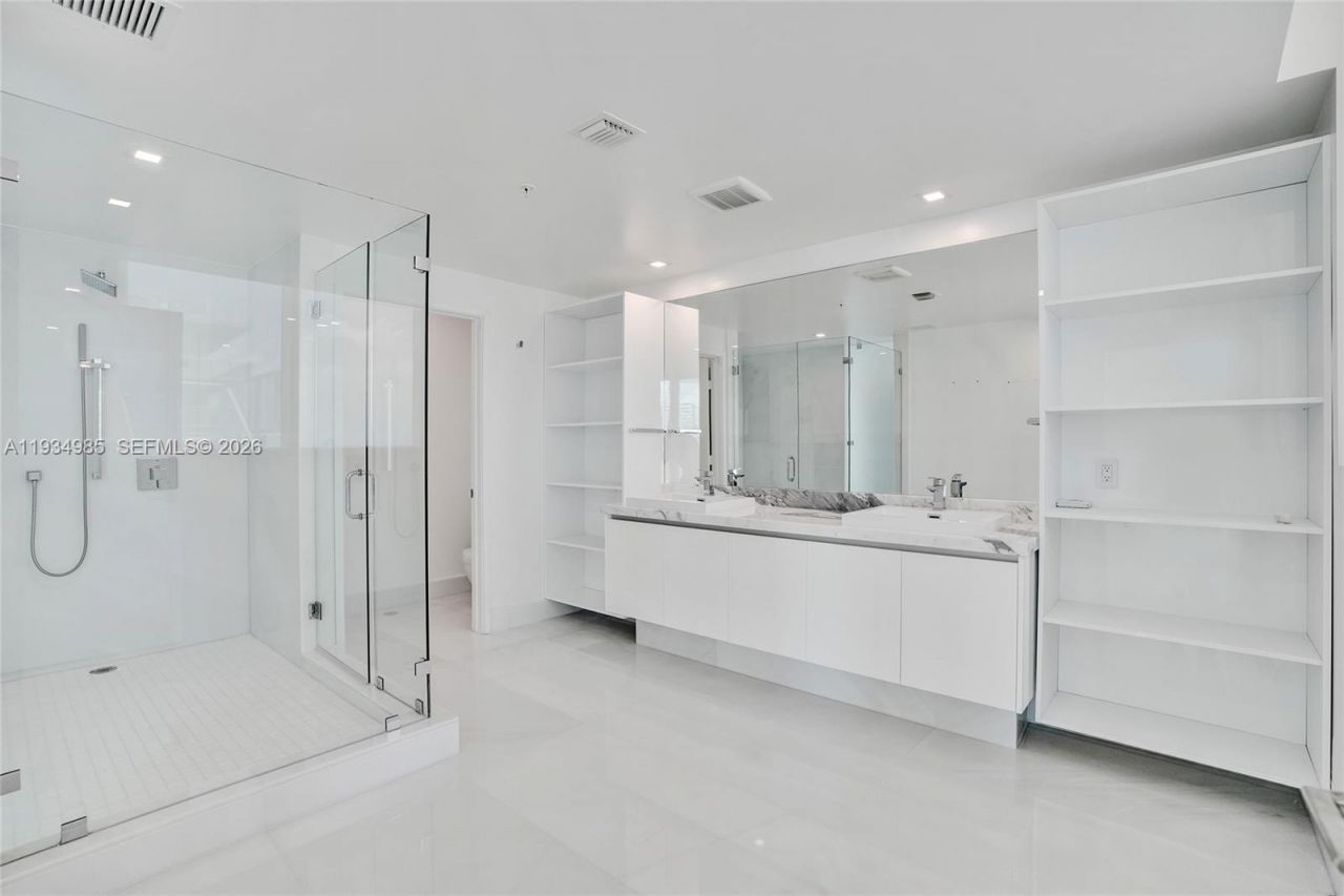300 Sunny Isles Blvd, Unit 4-TS-04, Sunny Isles Beach, FL 33160 Photo