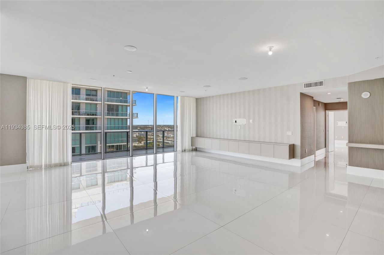 300 Sunny Isles Blvd, Unit 4-TS-04, Sunny Isles Beach, FL 33160 Photo