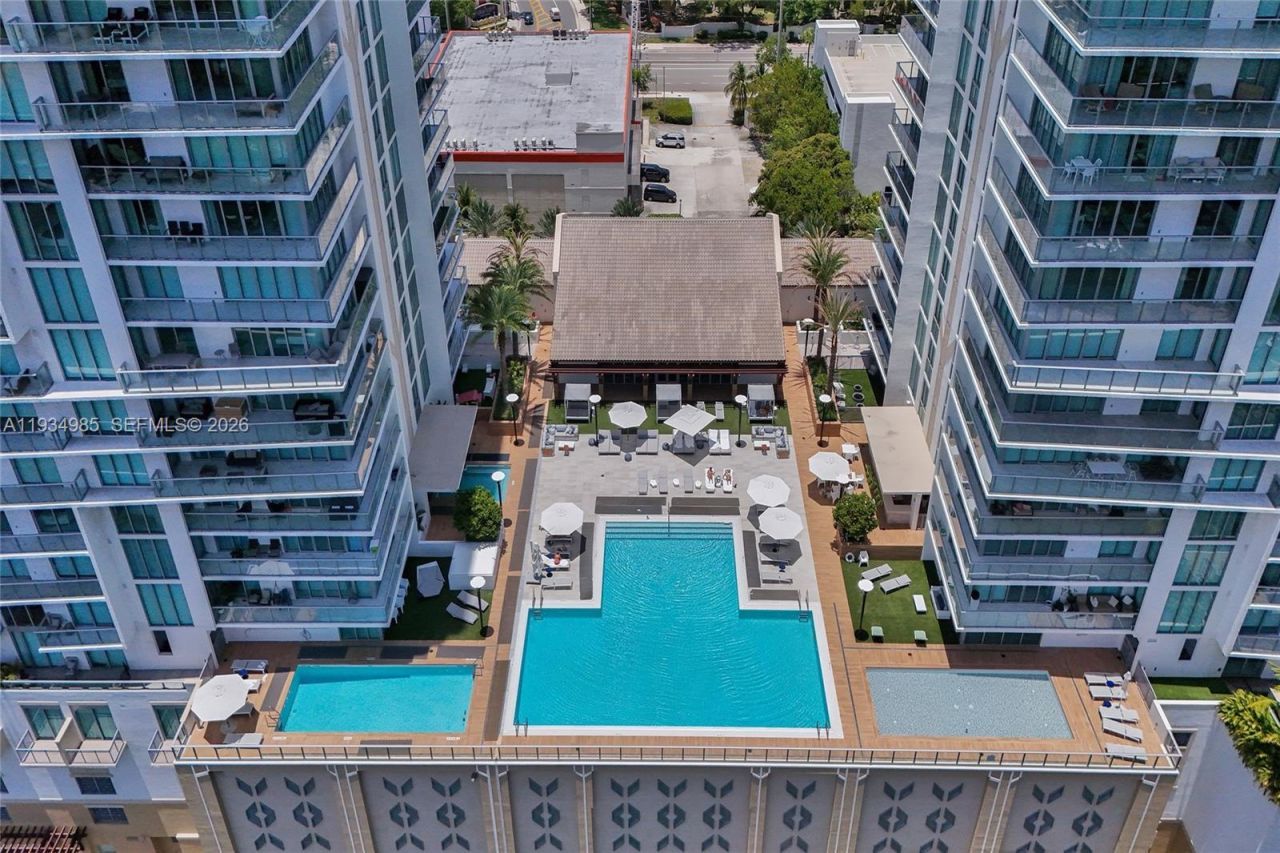 300 Sunny Isles Blvd, Unit 4-TS-04, Sunny Isles Beach, FL 33160 Photo