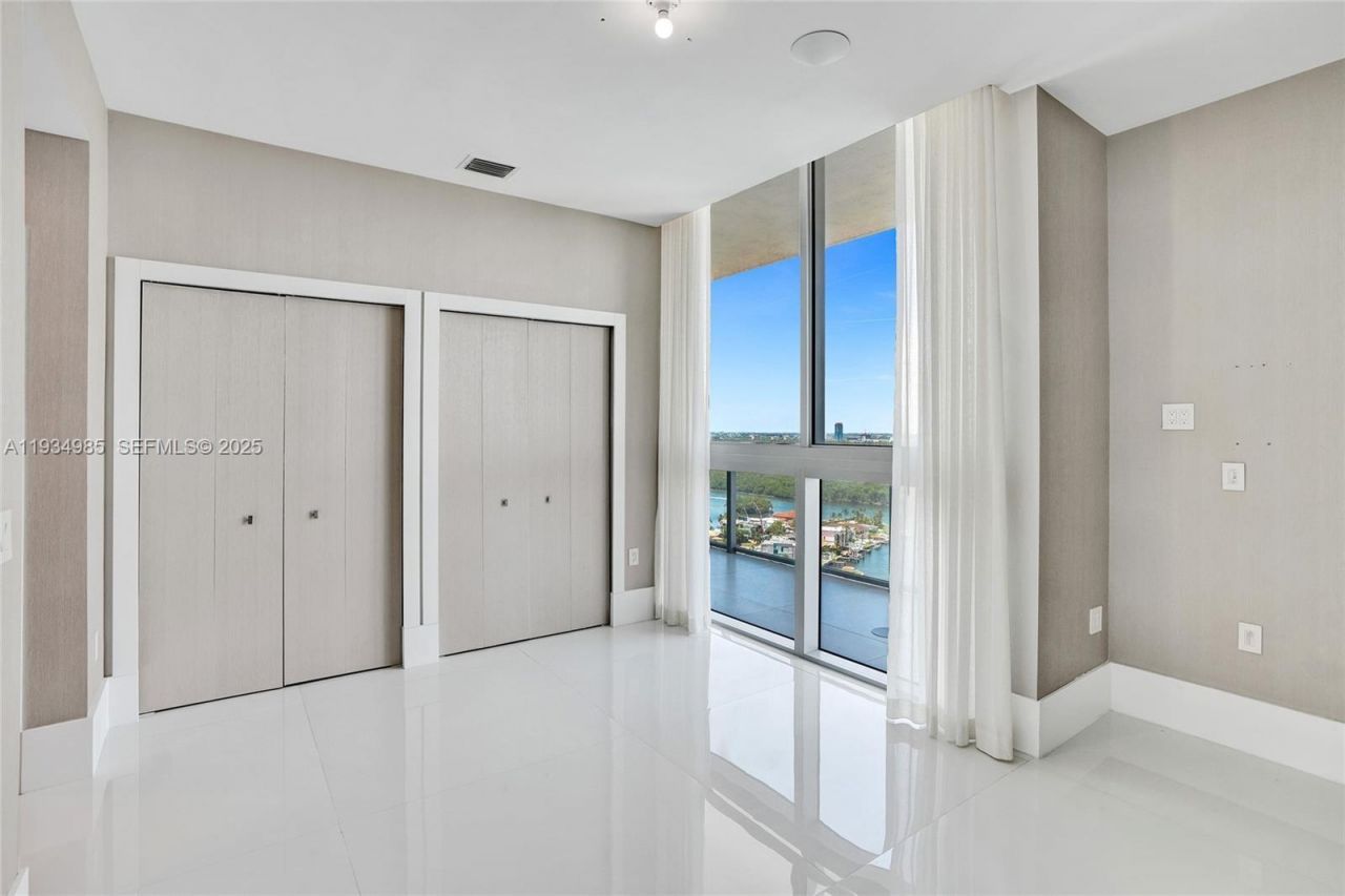 300 Sunny Isles Blvd, Unit 4-TS-04, Sunny Isles Beach, FL 33160 Photo