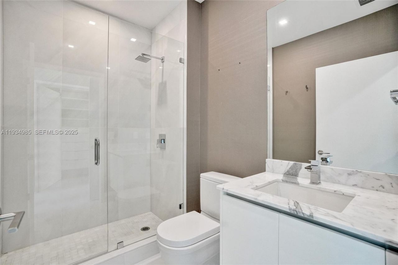 300 Sunny Isles Blvd, Unit 4-TS-04, Sunny Isles Beach, FL 33160 Photo