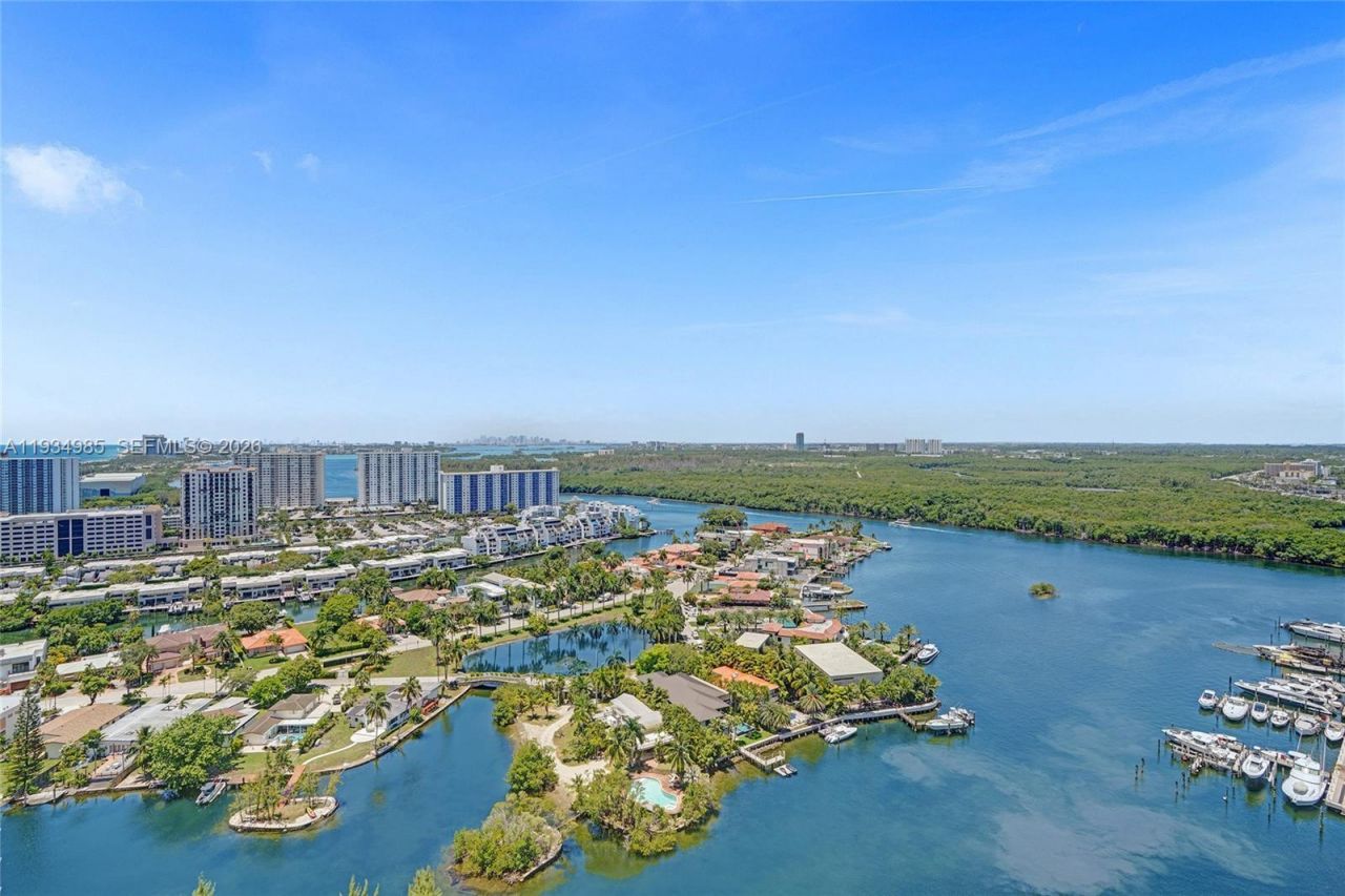 300 Sunny Isles Blvd, Unit 4-TS-04, Sunny Isles Beach, FL 33160 Photo