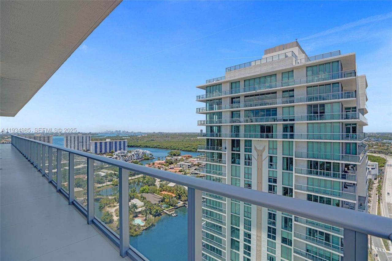 300 Sunny Isles Blvd, Unit 4-TS-04, Sunny Isles Beach, FL 33160 Photo