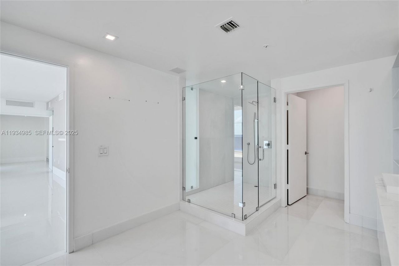 300 Sunny Isles Blvd, Unit 4-TS-04, Sunny Isles Beach, FL 33160 Photo