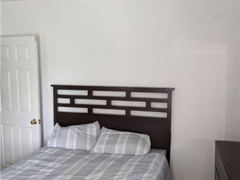 10918 Ashbury Avenue, Cleveland, OH 44106 Photo 14