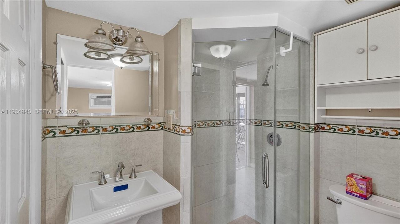 1701 SW 92nd Pl, Miami, FL 33165 Photo