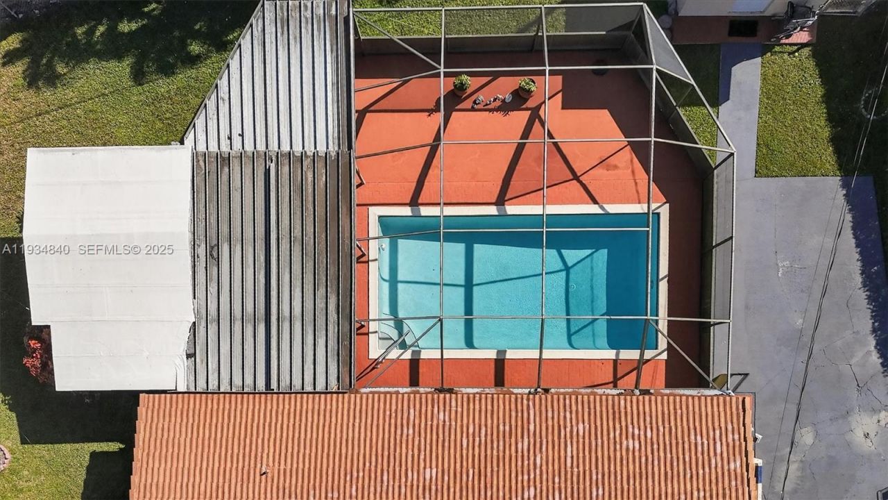 1701 SW 92nd Pl, Miami, FL 33165 Photo