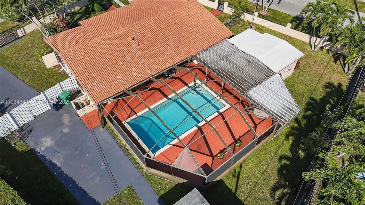 1701 SW 92nd Pl, Miami, FL 33165 Photo