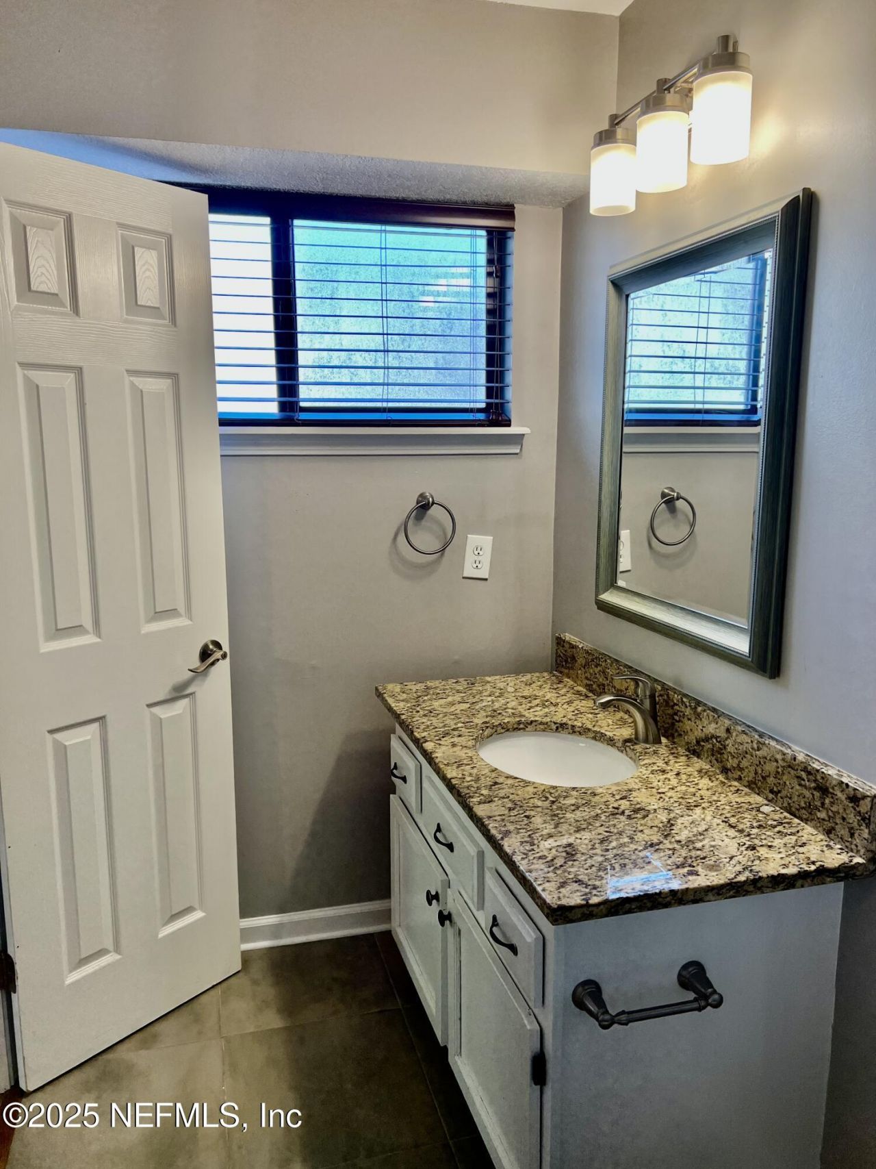 7820 Collins Ridge Boulevard E, Jacksonville, FL 32244 Photo