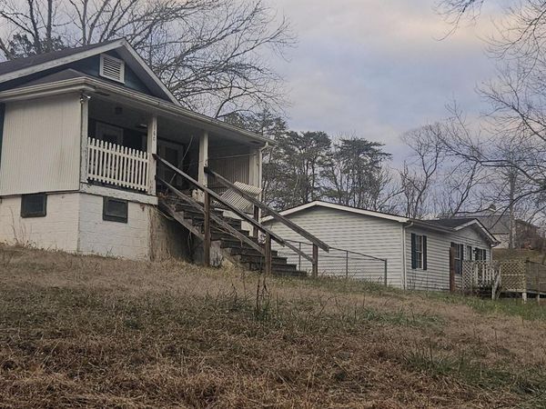 160 Cherokee Drive, Gate City, VA 24251