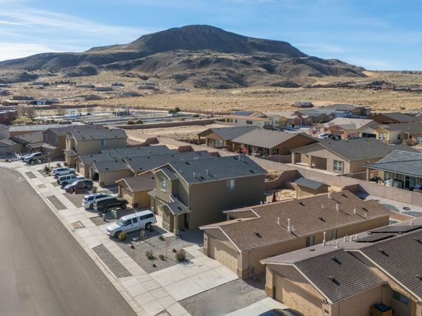 456 Chafey Drive SW, Los Lunas, NM 87031