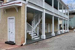 126 Alexander Street photo 4