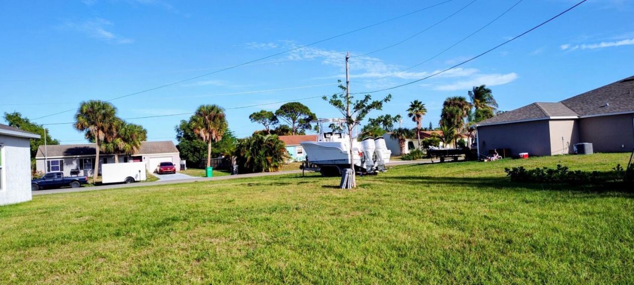 2772 SE Garfield Avenue, Port Saint Lucie, FL 34952 Photo