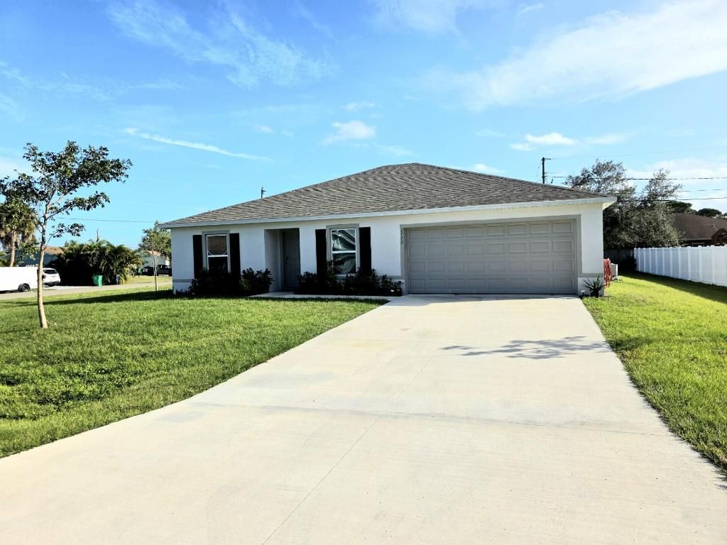 2772 SE Garfield Avenue, Port Saint Lucie, FL 34952 Photo