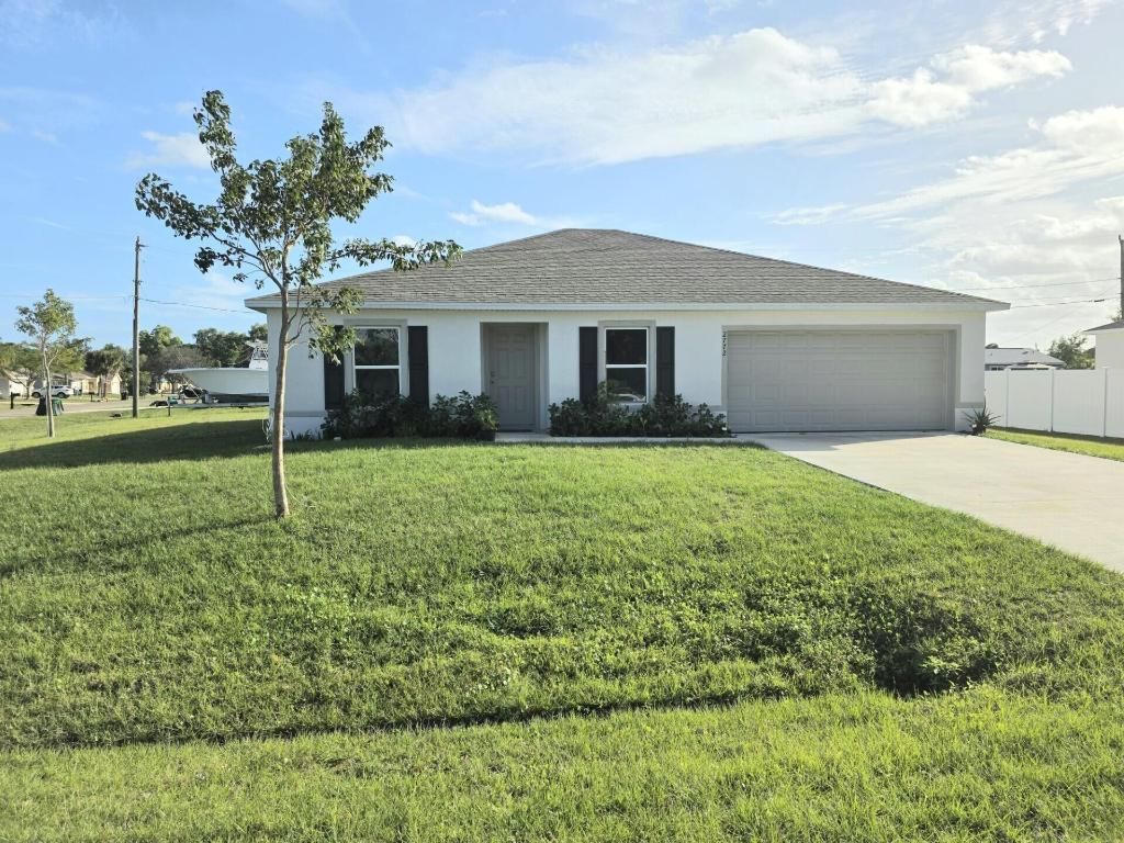 2772 SE Garfield Avenue, Port Saint Lucie, FL 34952 Photo