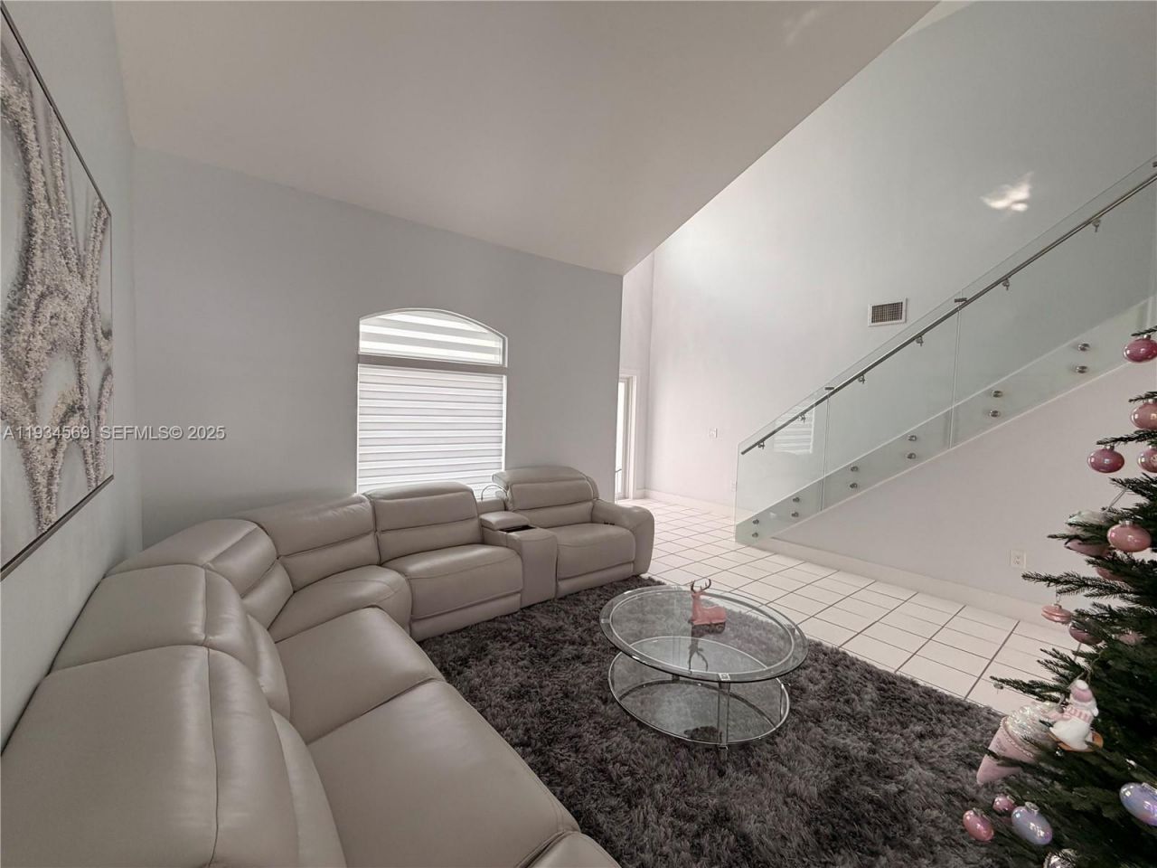 8242 NW 200 Ter, Hialeah, FL 33015 Photo