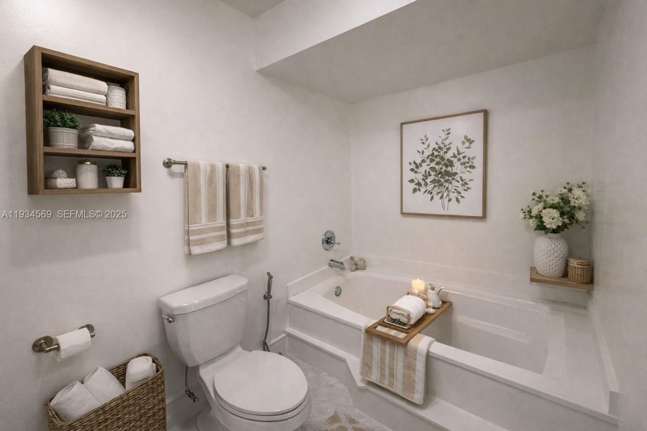 8242 NW 200 Ter, Hialeah, FL 33015 Photo