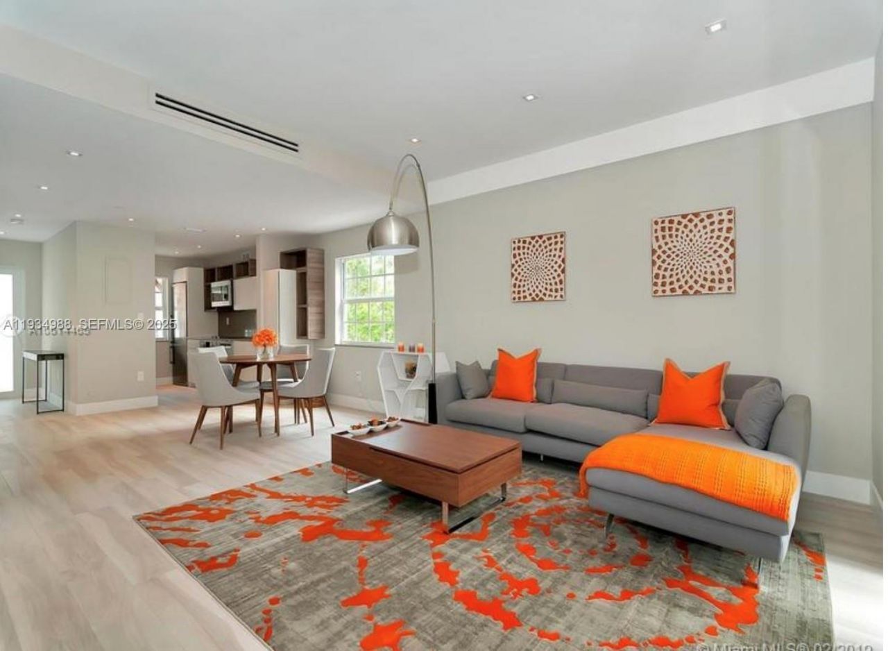 307 Majorca Ave, Unit 311, Coral Gables, FL 33134 Photo