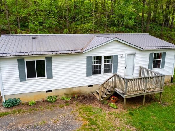 760 Townview Street, West Jefferson, NC 28694