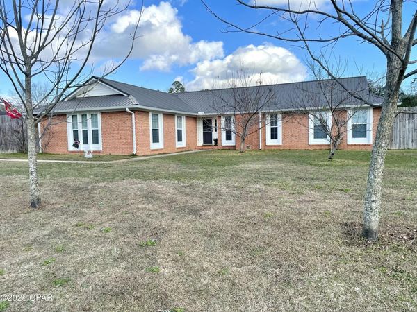 5386 Cooper Street, Graceville, FL 32440