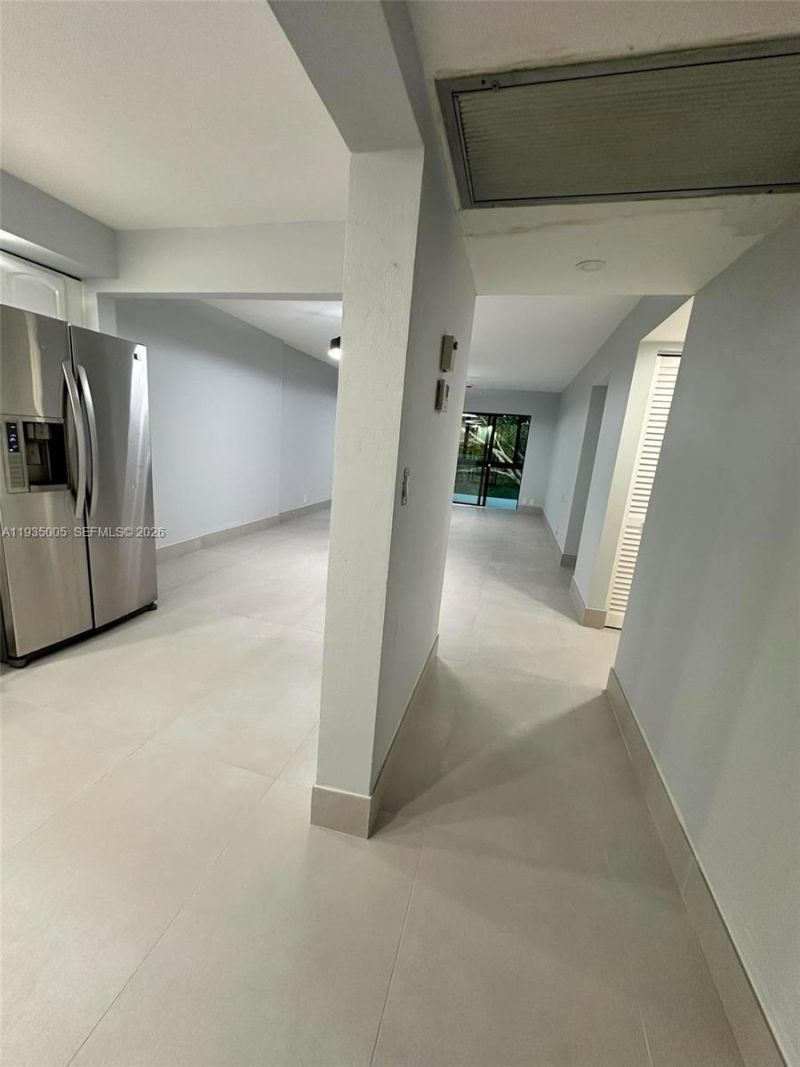 9440 SW 8th St, Unit 402, Boca Raton, FL 33428 Photo