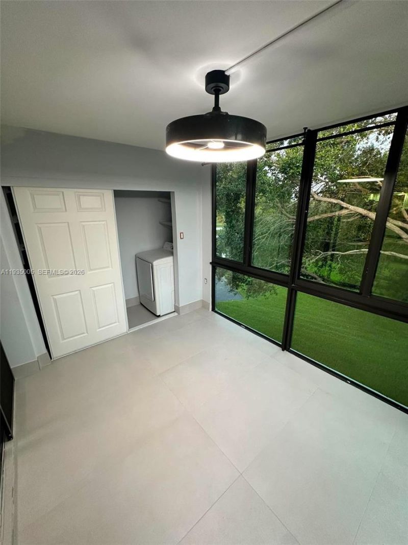 9440 SW 8th St, Unit 402, Boca Raton, FL 33428 Photo