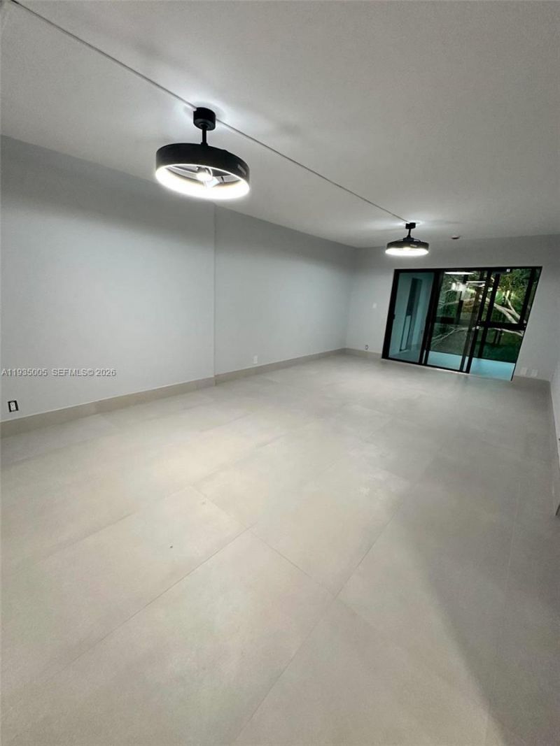 9440 SW 8th St, Unit 402, Boca Raton, FL 33428 Photo