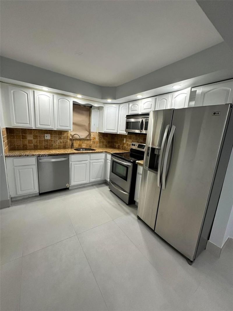 9440 SW 8th St, Unit 402, Boca Raton, FL 33428 Photo