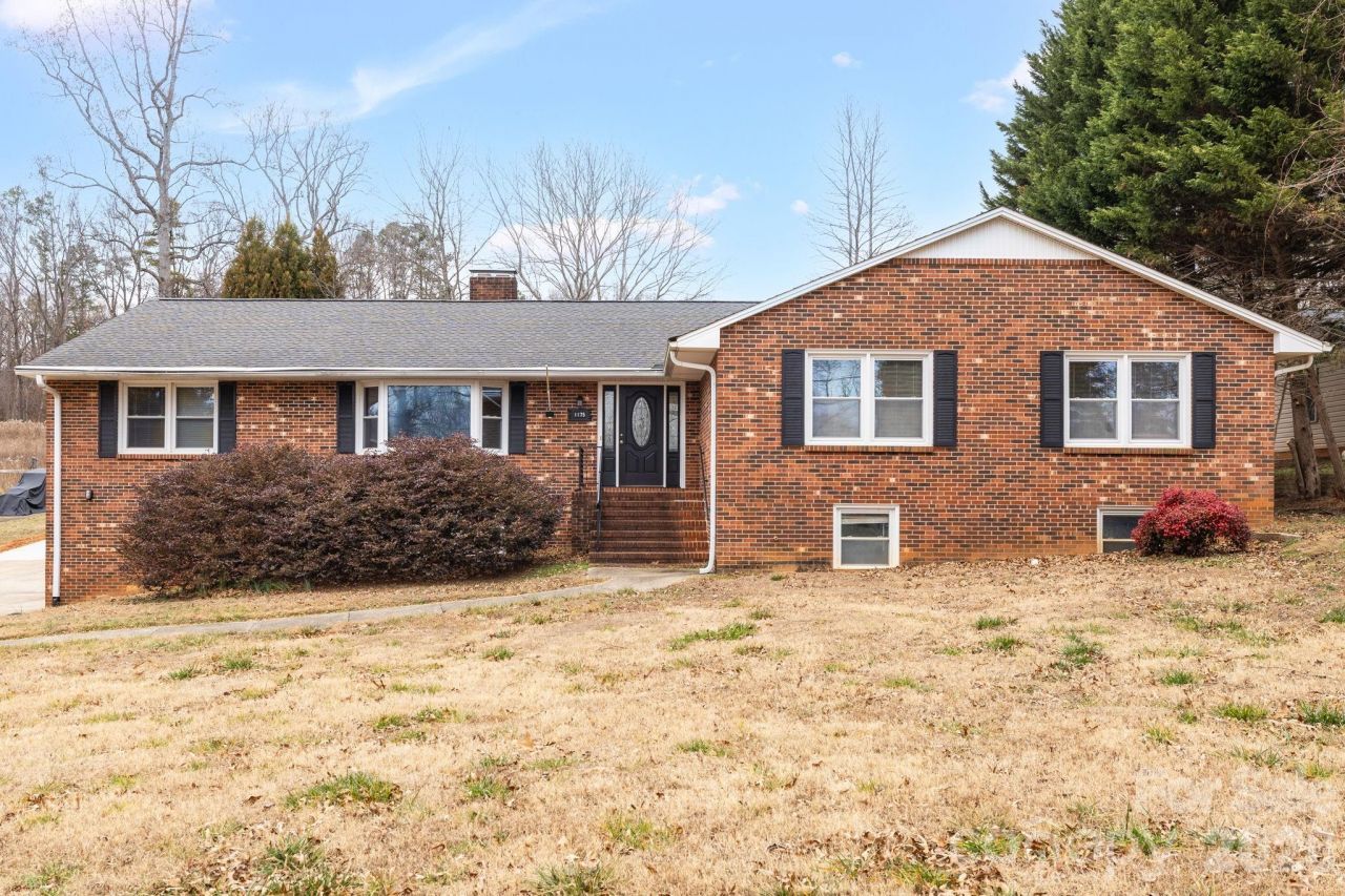 1175 Whispering Pines Drive, Kernersville, NC 27284 Main Photo