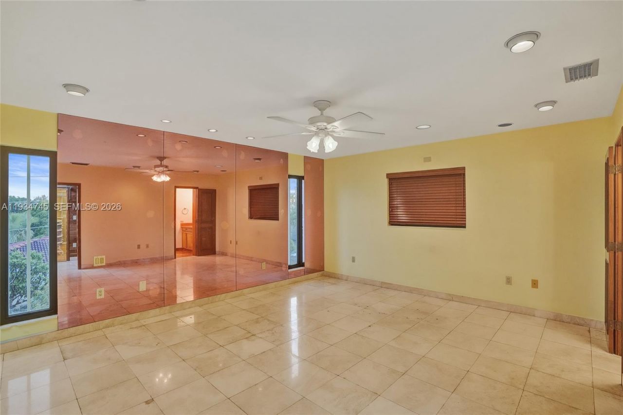 366 W 12th St, Hialeah, FL 33010 Photo