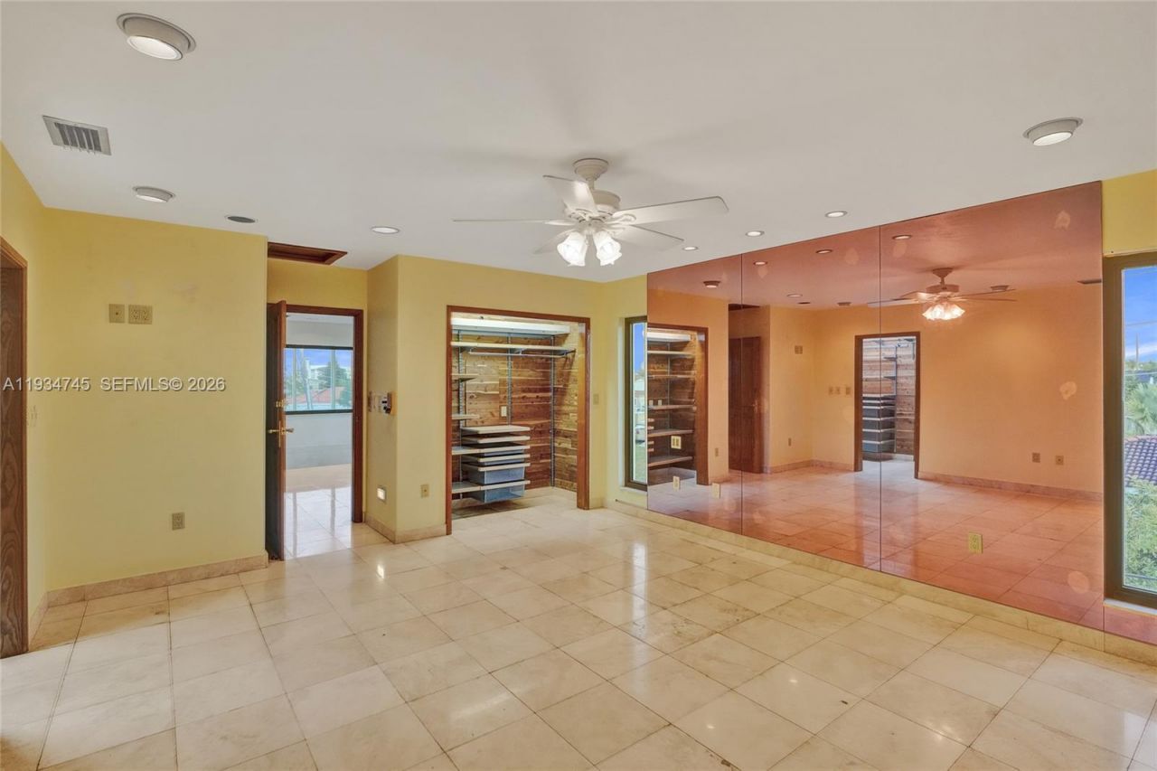366 W 12th St, Hialeah, FL 33010 Photo