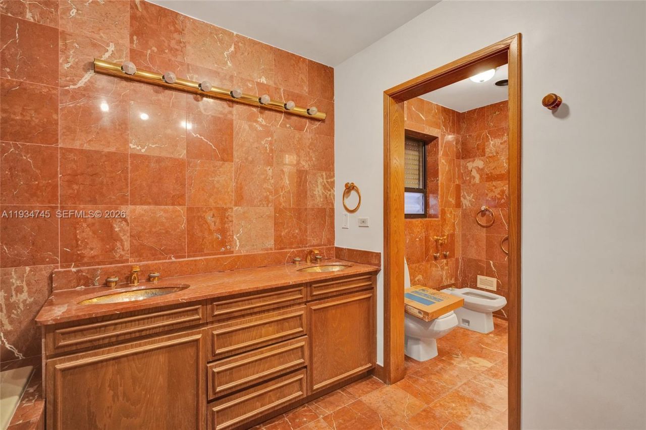 366 W 12th St, Hialeah, FL 33010 Photo