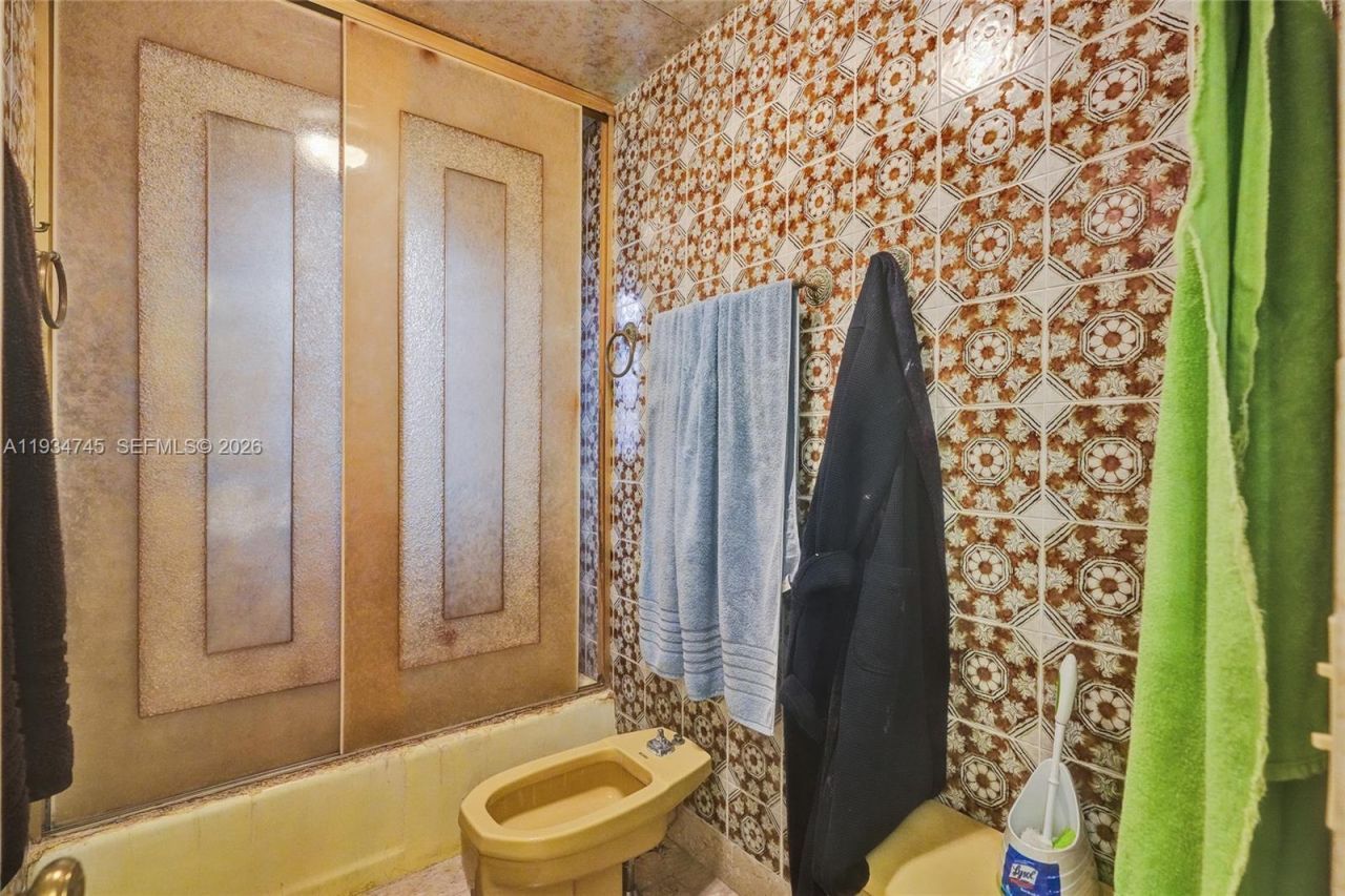 366 W 12th St, Hialeah, FL 33010 Photo