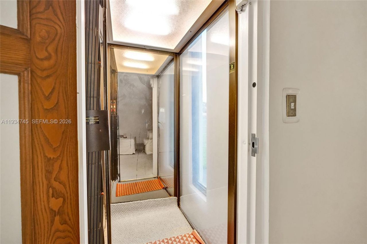 366 W 12th St, Hialeah, FL 33010 Photo