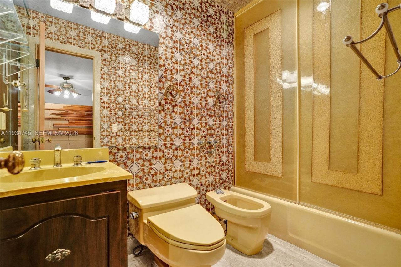 366 W 12th St, Hialeah, FL 33010 Photo