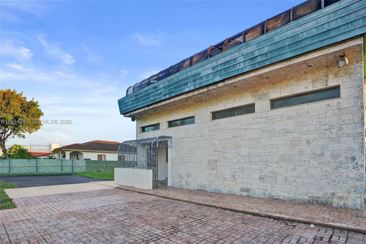 366 W 12th St, Hialeah, FL 33010 Photo