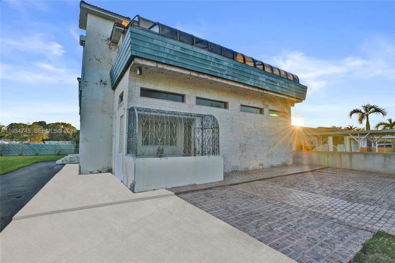 366 W 12th St, Hialeah, FL 33010 Photo