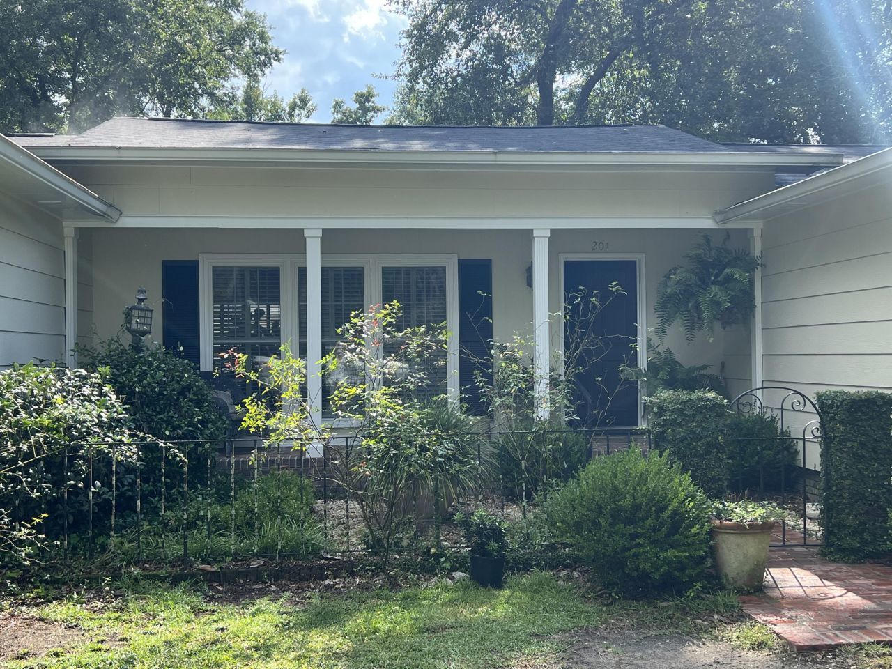 201 Silverhill Road Photo 5