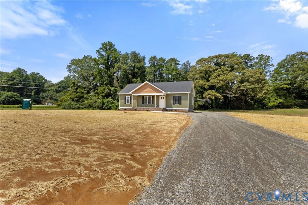225 Beulah Lane, Warsaw, VA 22572 Main Photo
