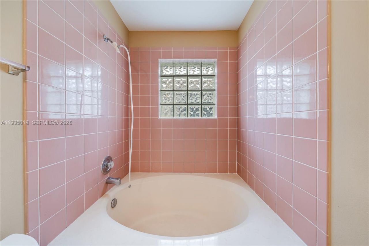 16154 SW 85th St, Miami, FL 33193 Photo