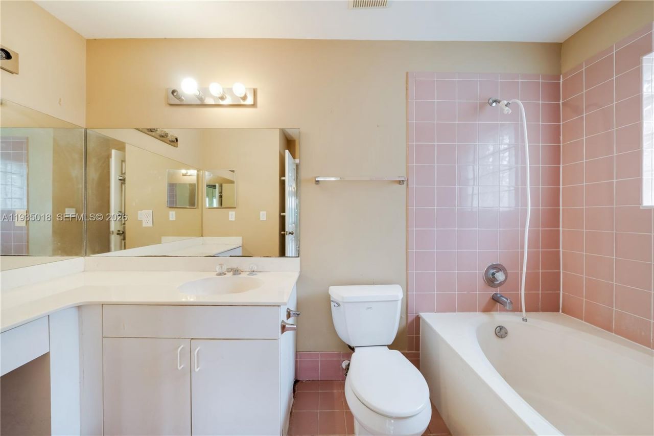 16154 SW 85th St, Miami, FL 33193 Photo