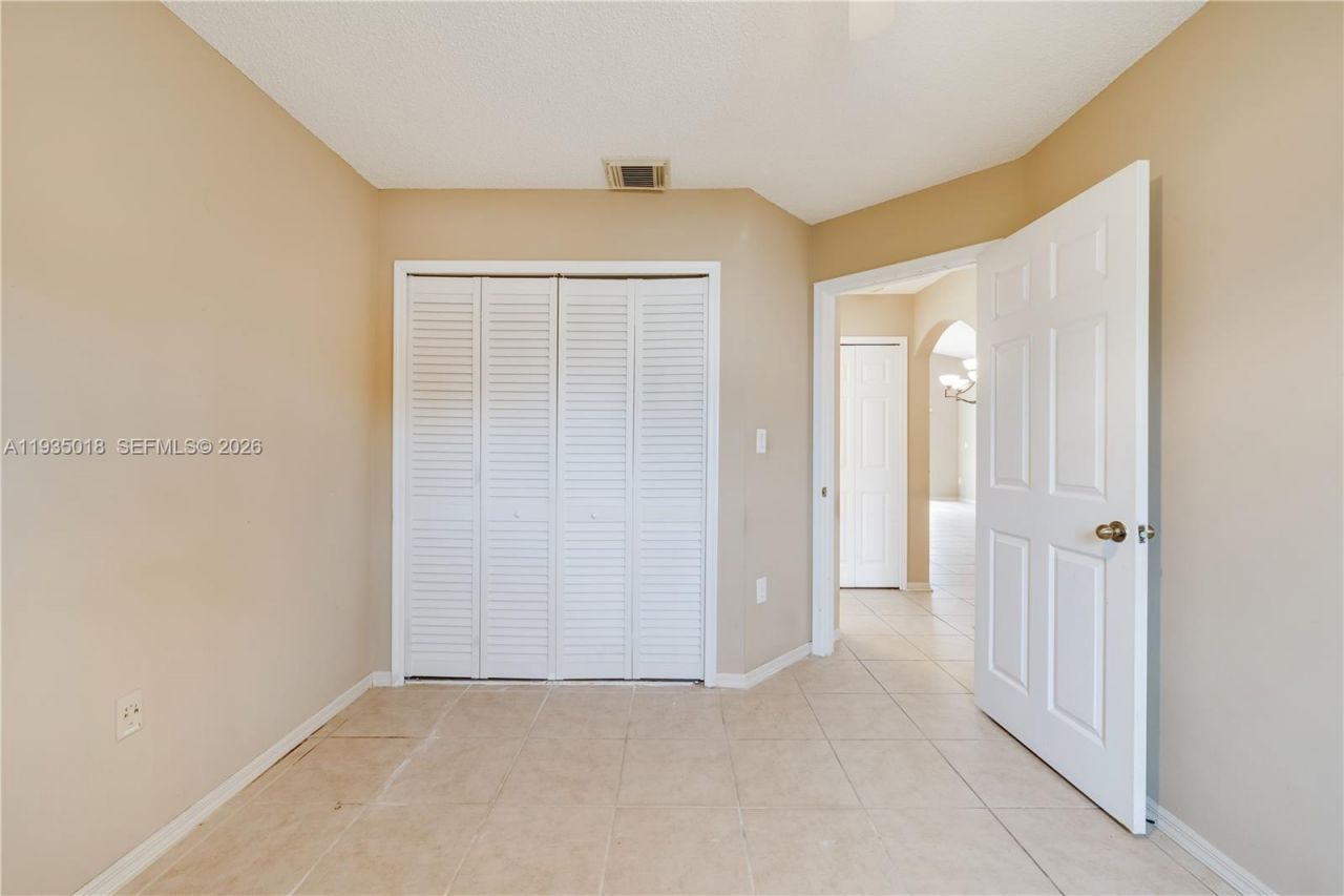 16154 SW 85th St, Miami, FL 33193 Photo