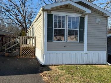 411 OAK DRIVE, GREEN LANE, PA 18054