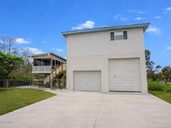 138 SE 904th Avenue, Old Town, FL 32680