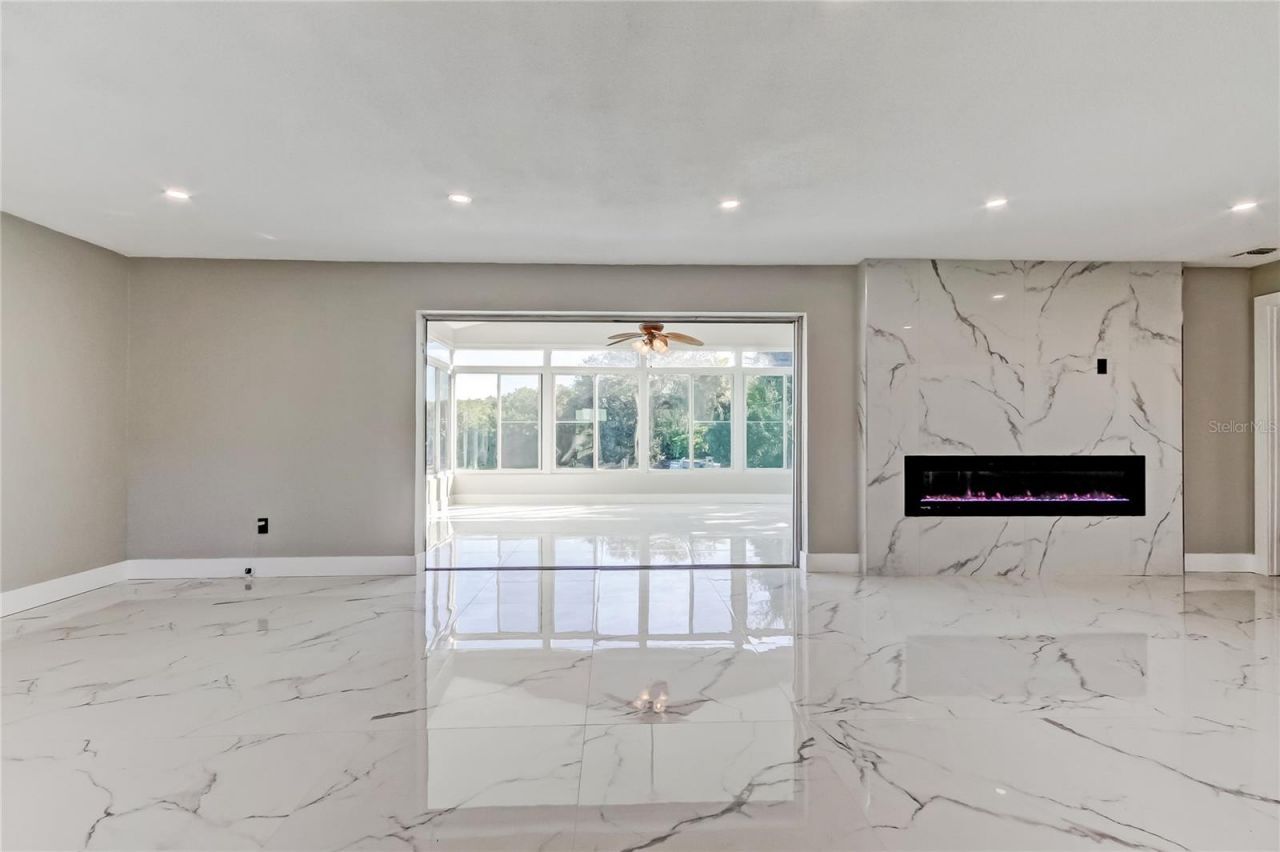 1992 Arvis Circle E, Clearwater, FL 33764 Photo