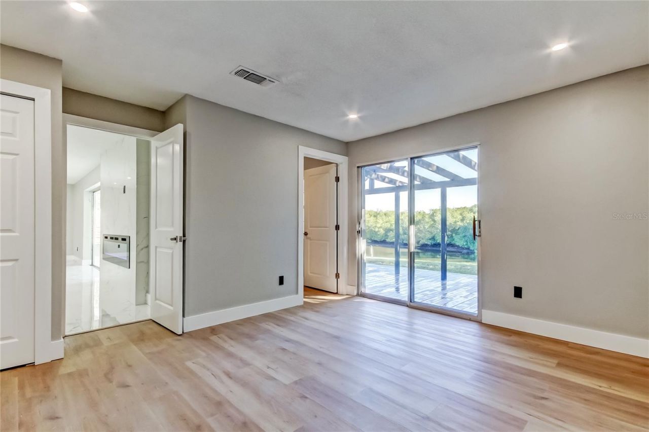 1992 Arvis Circle E, Clearwater, FL 33764 Photo