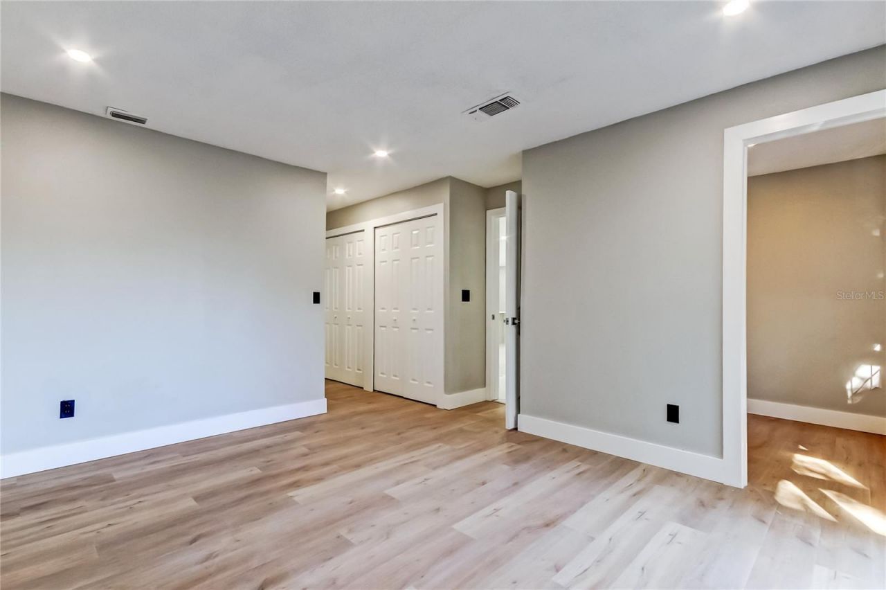 1992 Arvis Circle E, Clearwater, FL 33764 Photo