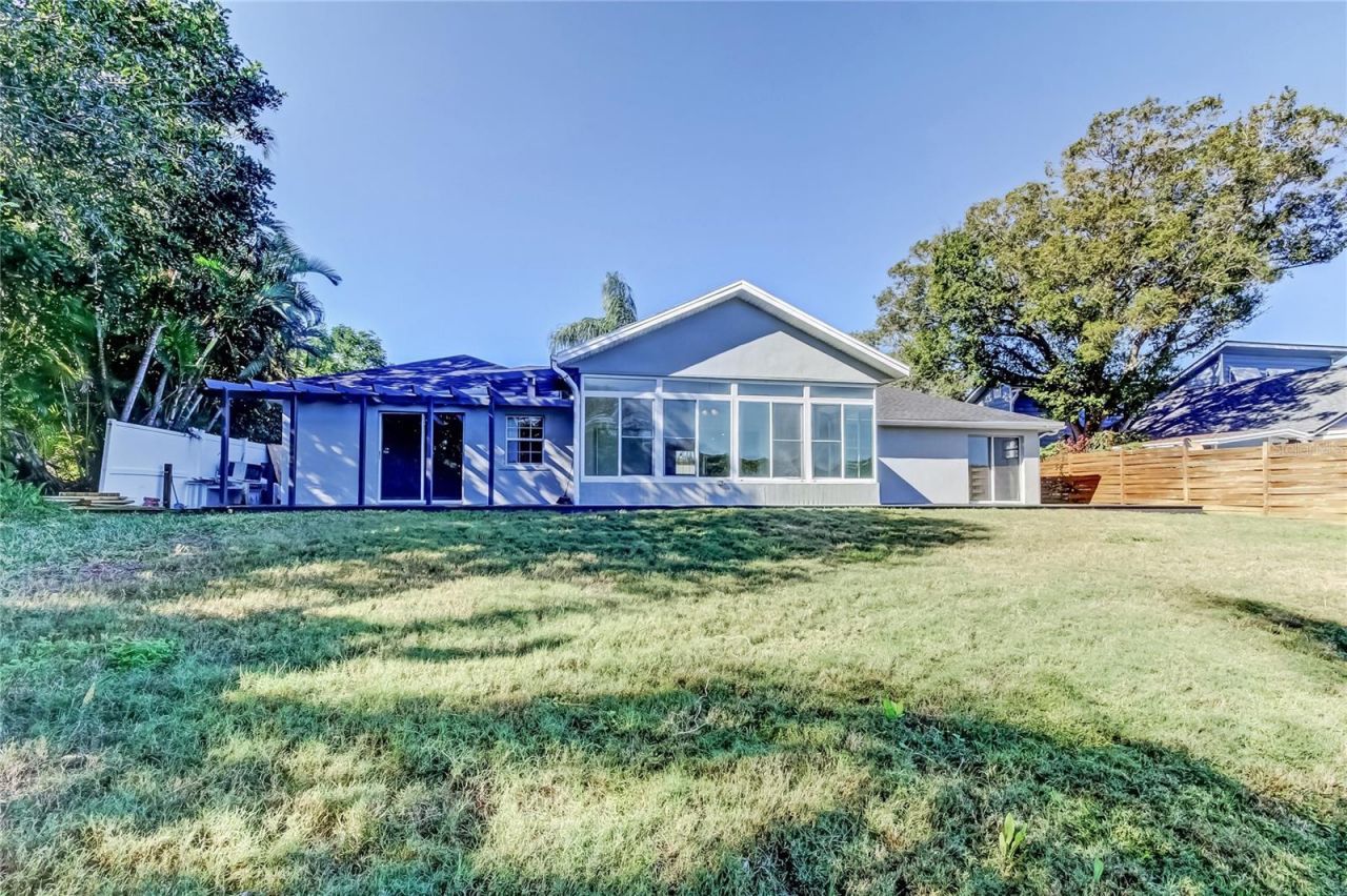 1992 Arvis Circle E, Clearwater, FL 33764 Photo