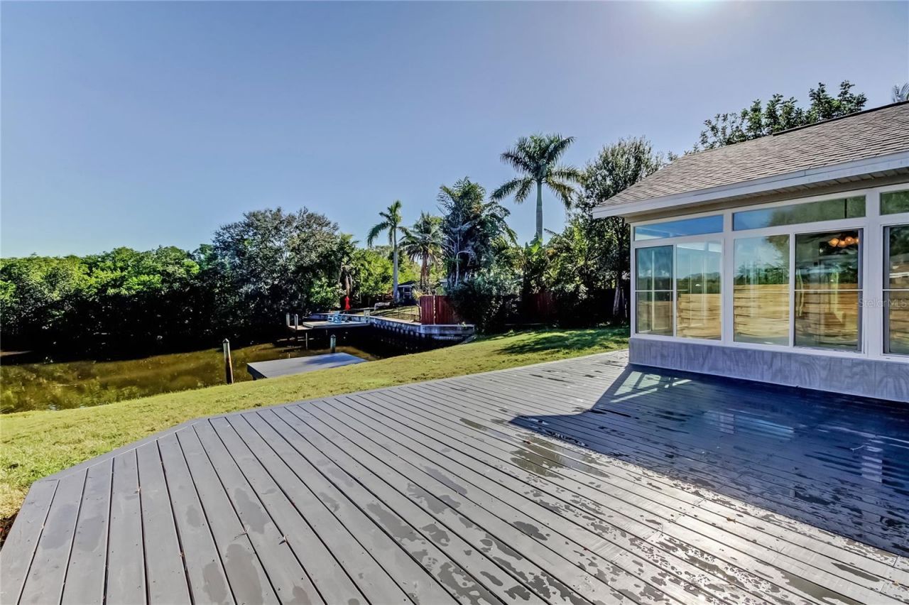 1992 Arvis Circle E, Clearwater, FL 33764 Photo